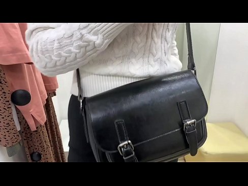 ❤️ Masturbation ampahibemaso ny tanora bitch FeralBerry miaraka amin'ny dildo ao amin'ny efitrano fitting ❤❌ Fomba vetaveta mahafinaritra aminay mg.eviewporn.ru ﹏